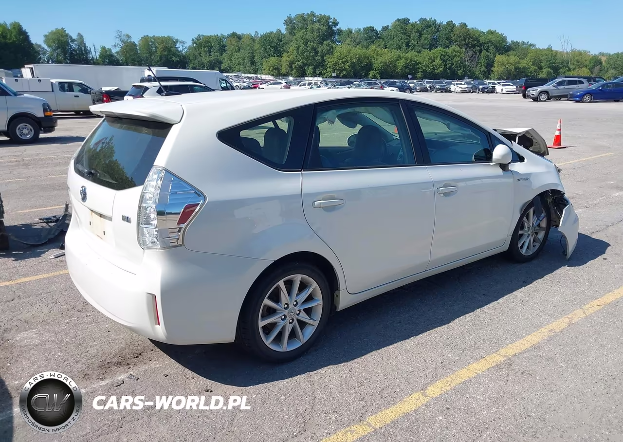 2013 Toyota Prius V Five VIN:JTDZN3EU8D3191659 - 4