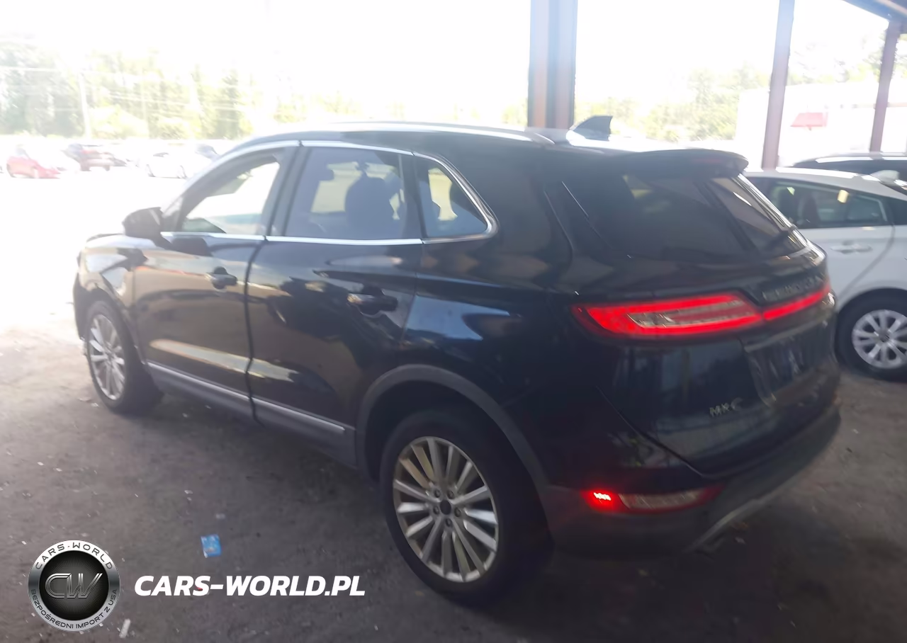 2019 Lincoln Mkc Standard VIN:5LMCJ1C92KUL48574 - 3