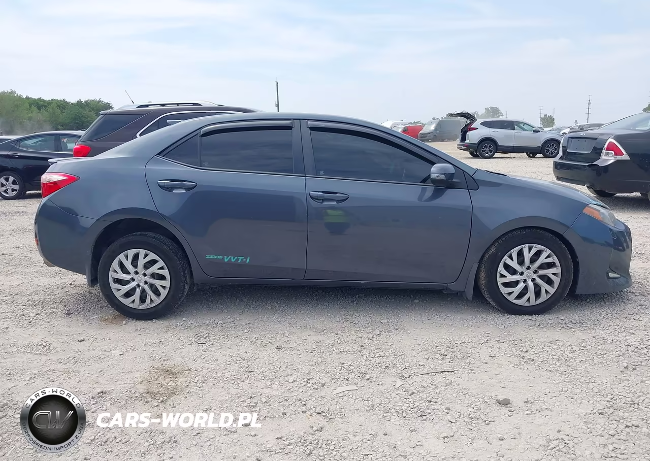 2017 Toyota Corolla Le VIN:5YFBURHE4HP729590 - 13