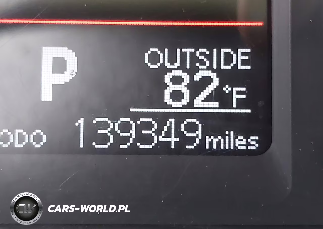 2017 Toyota Corolla Le VIN:5YFBURHE4HP729590 - 15
