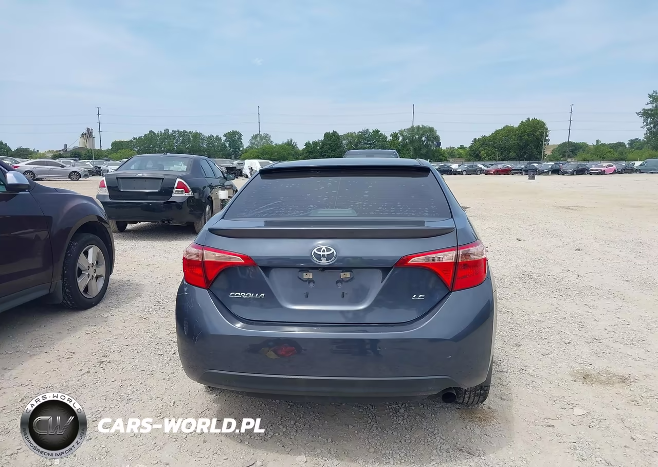 2017 Toyota Corolla Le VIN:5YFBURHE4HP729590 - 16