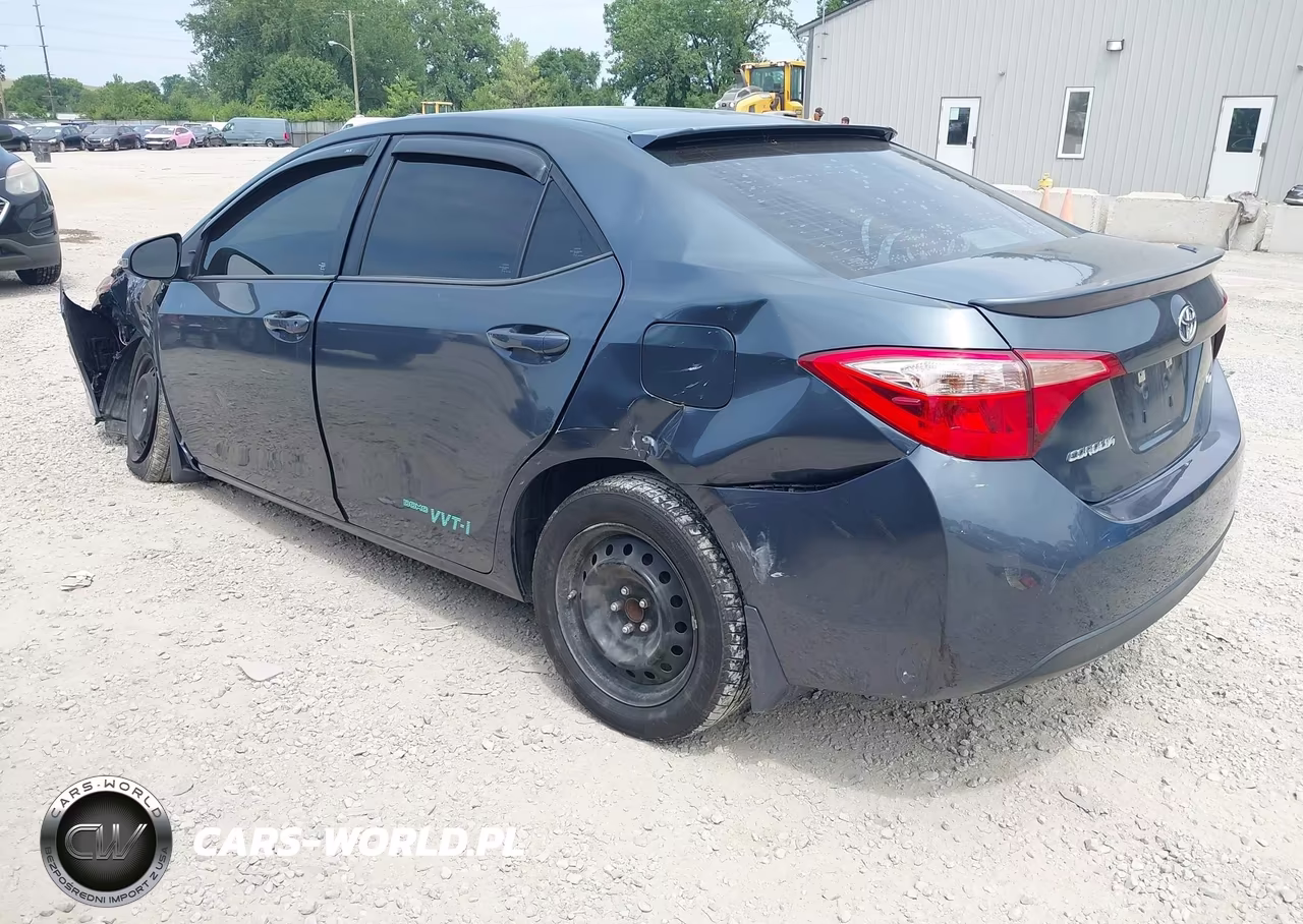 2017 Toyota Corolla Le VIN:5YFBURHE4HP729590 - 3