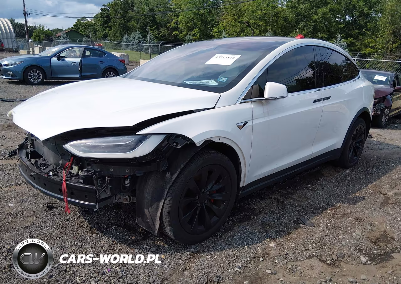 2017 Tesla Model X 100D-75D-90D VIN:5YJXCBE27HF066196 - 2