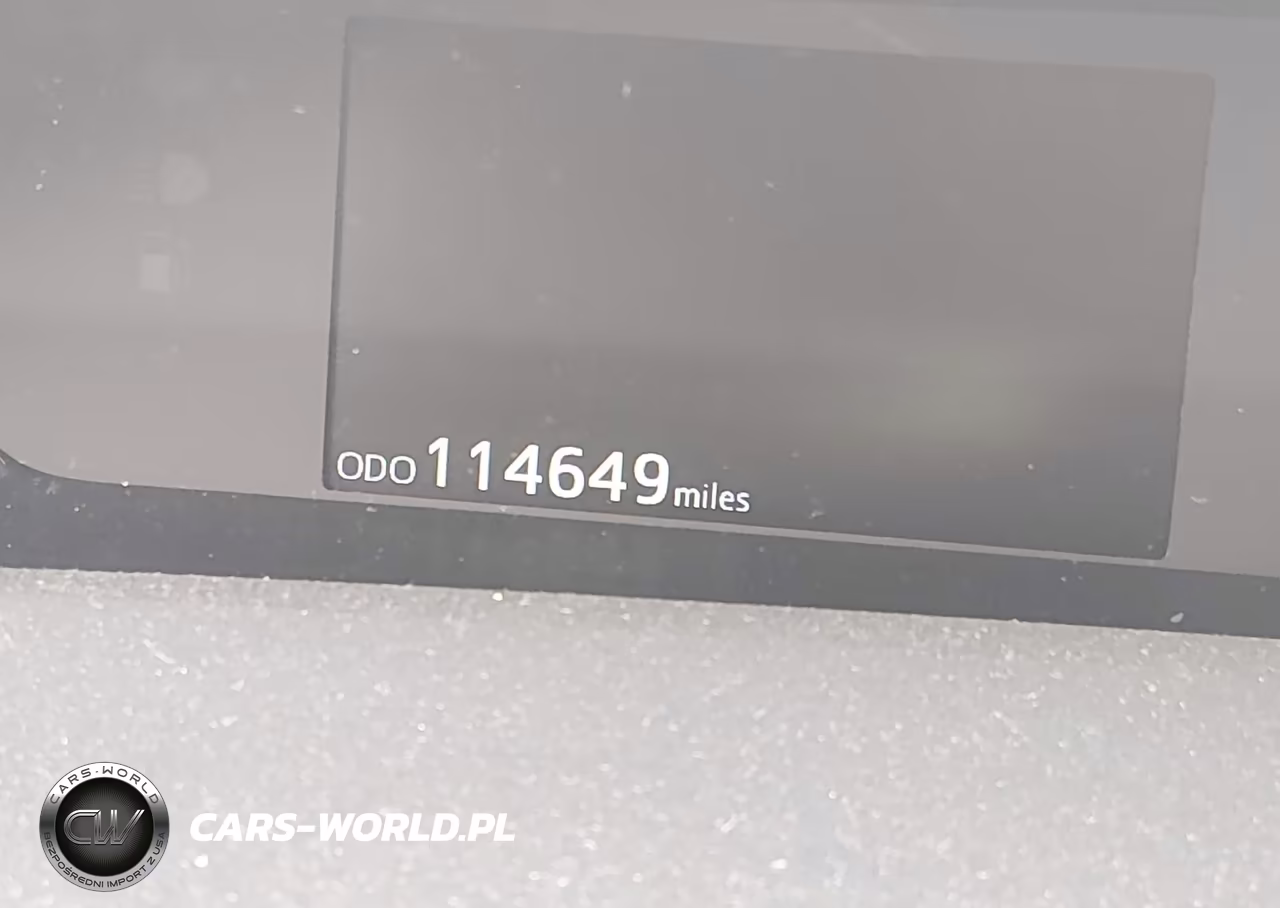 2021 Toyota Prius Limited VIN:JTDKAMFU6M3140808 - 15
