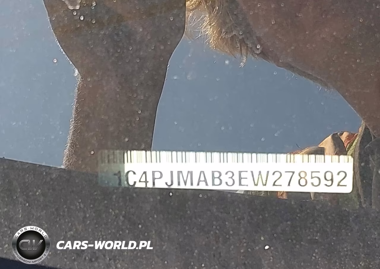 2014 Jeep Cherokee Sport VIN:1C4PJMAB3EW278592 - 9