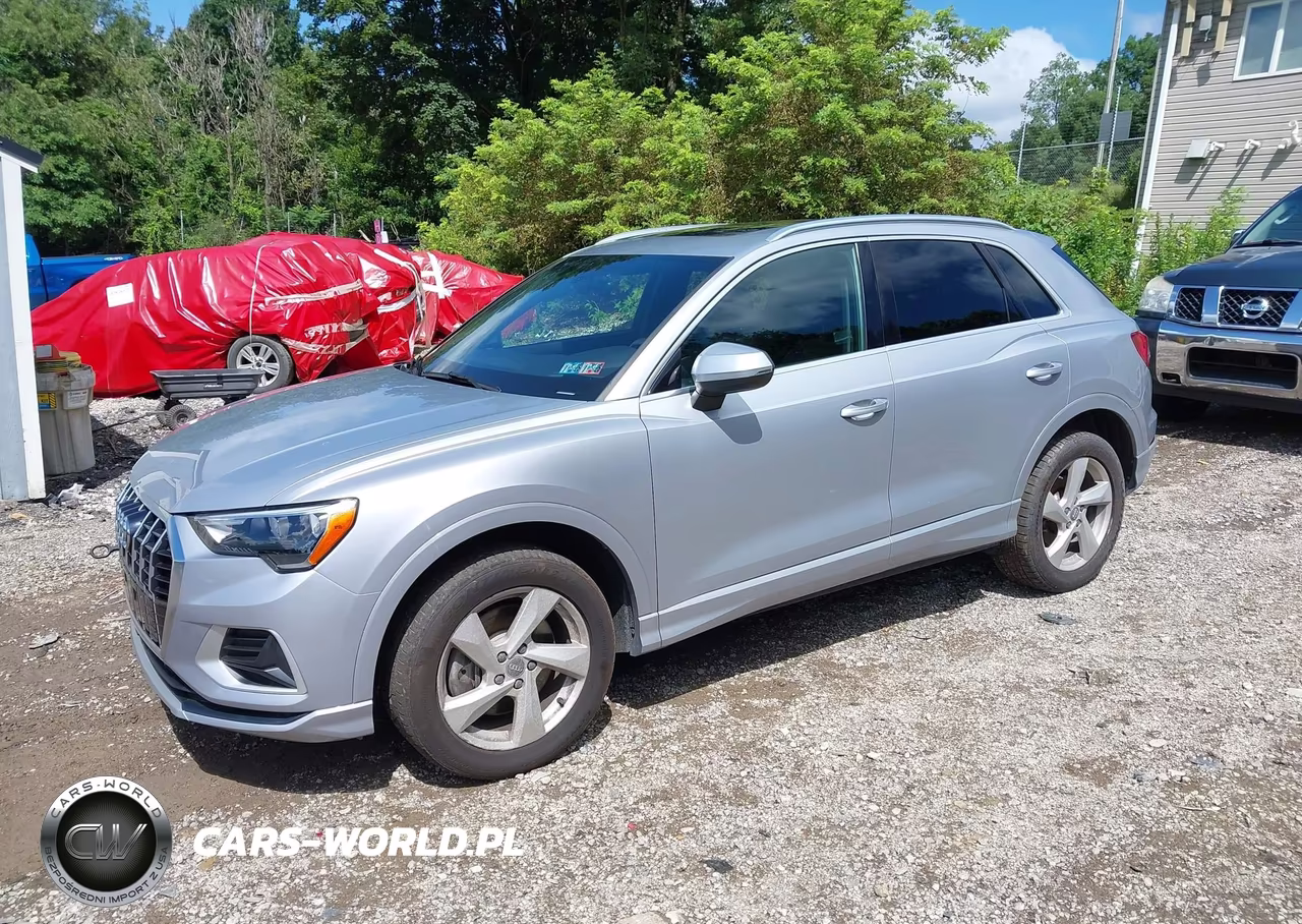 2019 Audi Q3 2.0T Premium VIN:WA1AECF38K1075495 - 2