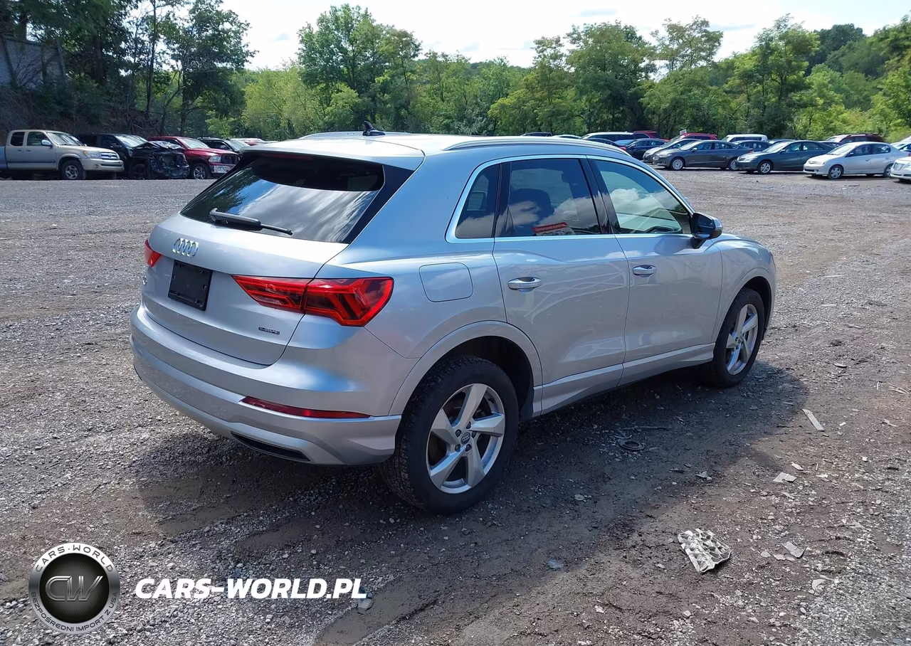 2019 Audi Q3 2.0T Premium VIN:WA1AECF38K1075495 - 4