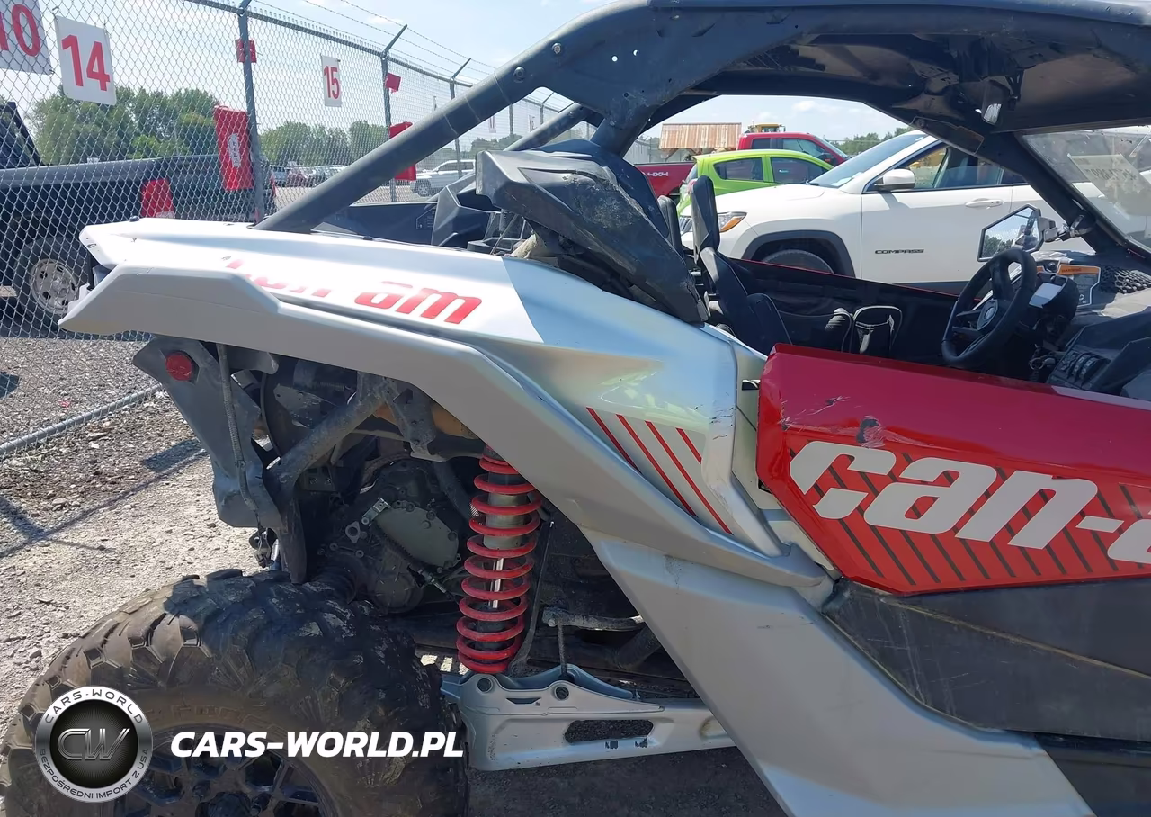 2025 Can-Am Maverick X3 Ds Turbo VIN:3JBVGAY4XSE000356 - 8