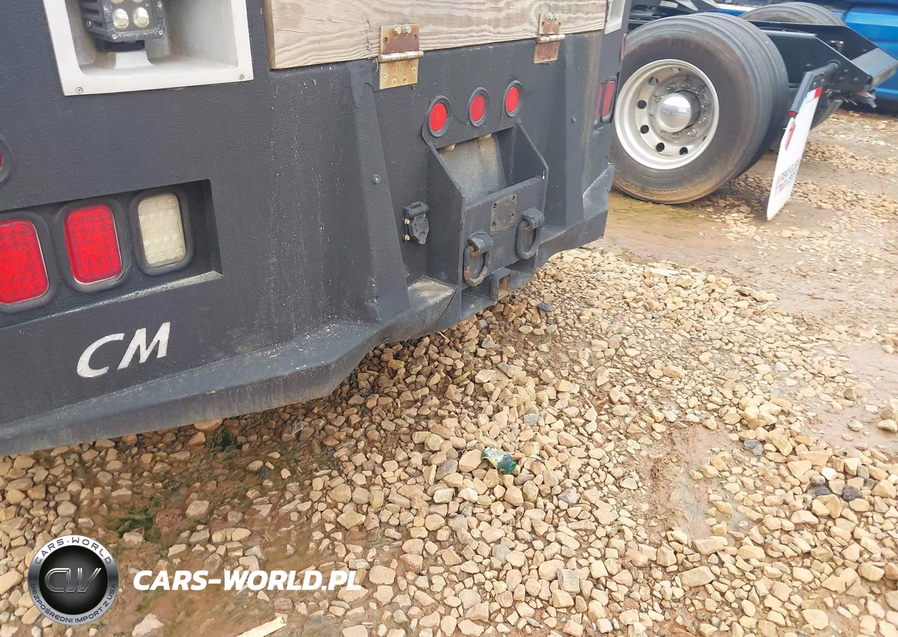 2011 Ford F-550 Chassis Xl VIN:1FD0X5HT9BEB21893 - 11
