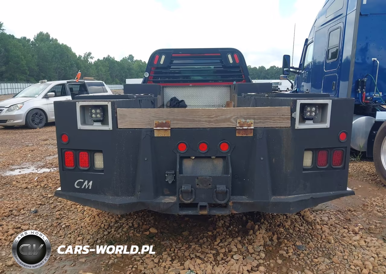 2011 Ford F-550 Chassis Xl VIN:1FD0X5HT9BEB21893 - 16