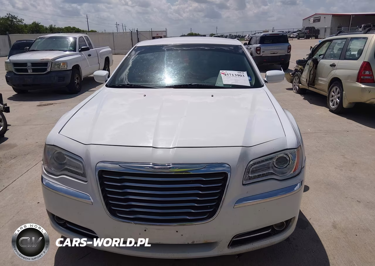 2013 Chrysler 300 Motown VIN:2C3CCARG3DH528132 - 6
