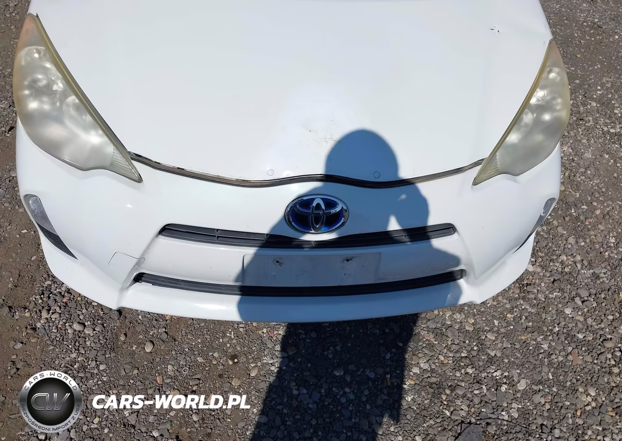 2013 Toyota Prius C One VIN:JTDKDTB31D1042568 - 6