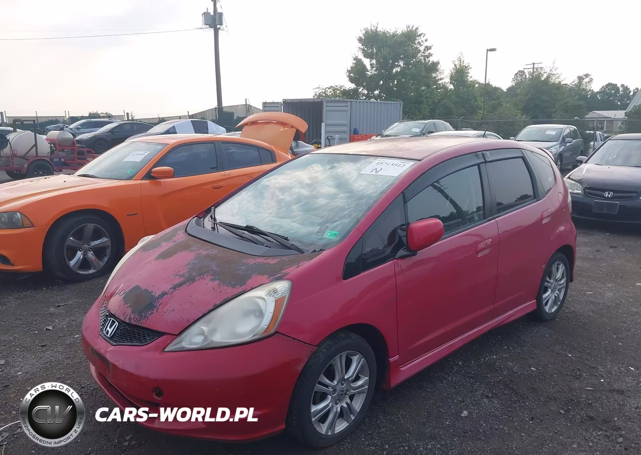 2009 Honda Fit Sport VIN:JHMGE884X9S036574 - 2