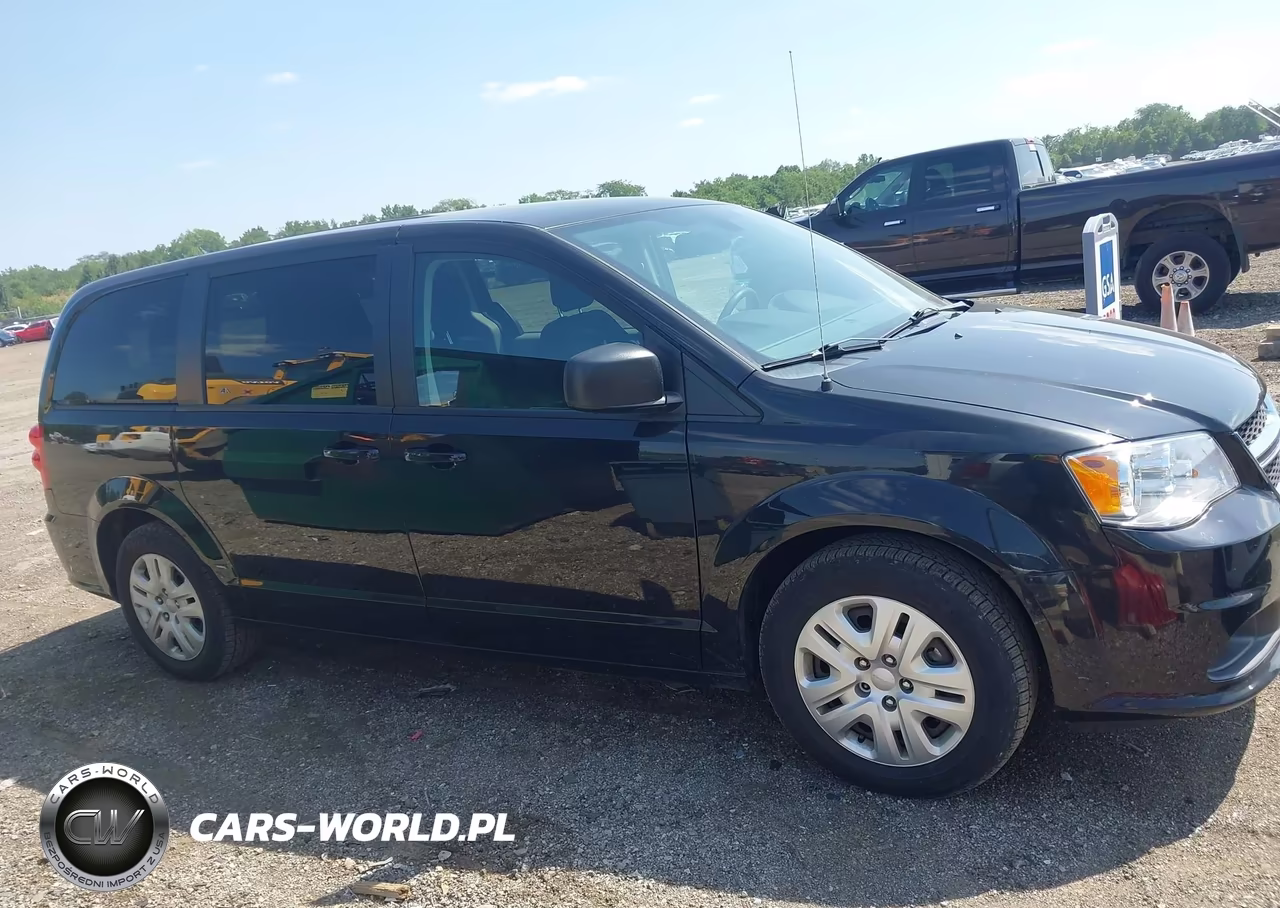 2018 Dodge Grand Caravan Se VIN:2C4RDGBG8JR318650 - 13