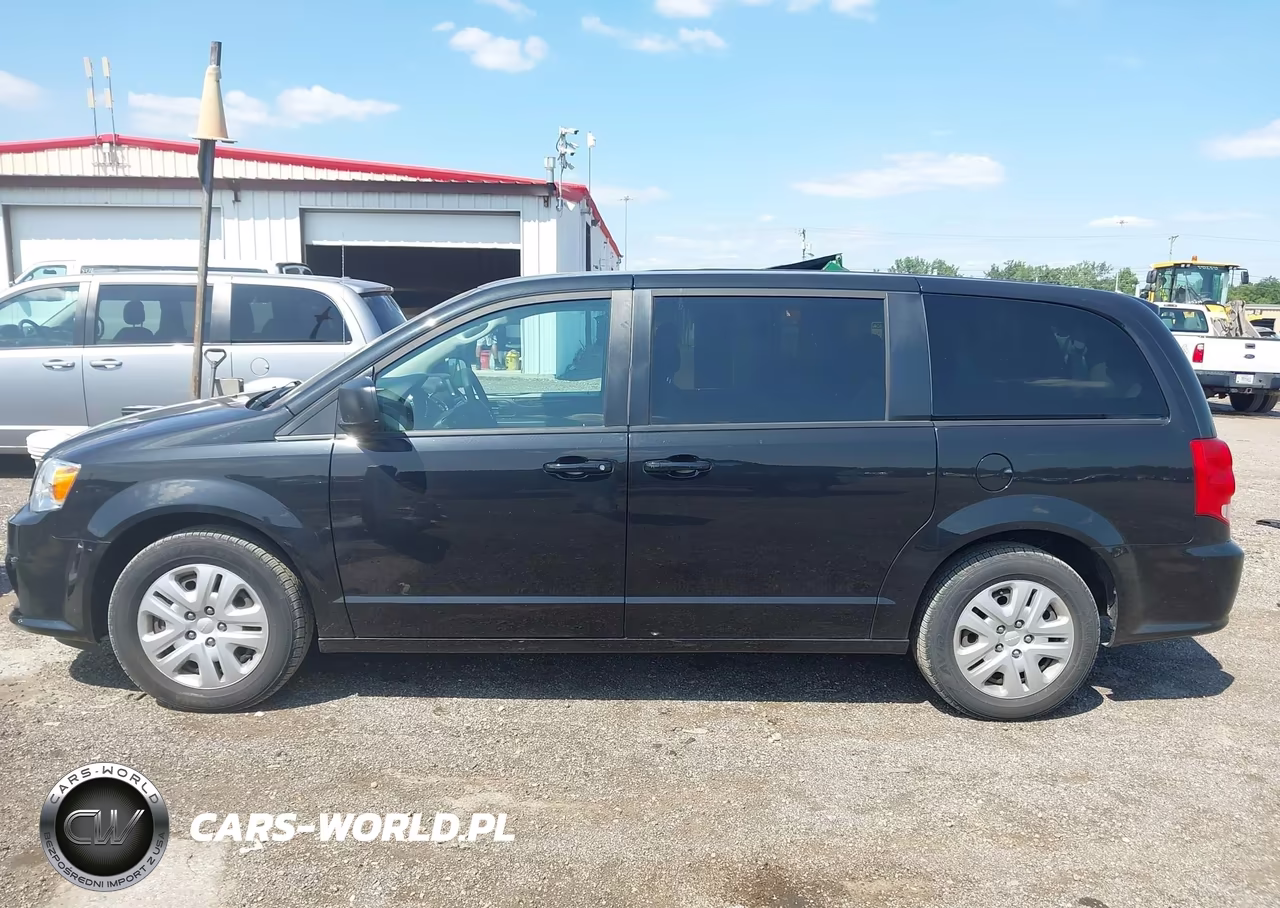 2018 Dodge Grand Caravan Se VIN:2C4RDGBG8JR318650 - 14