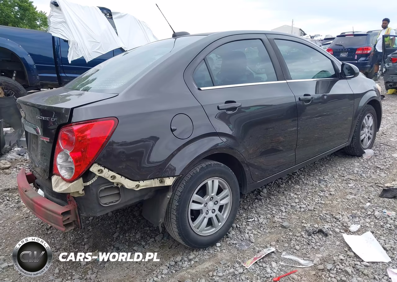 2015 Chevrolet Sonic Lt Auto VIN:1G1JC5SB3F4153862 - 4