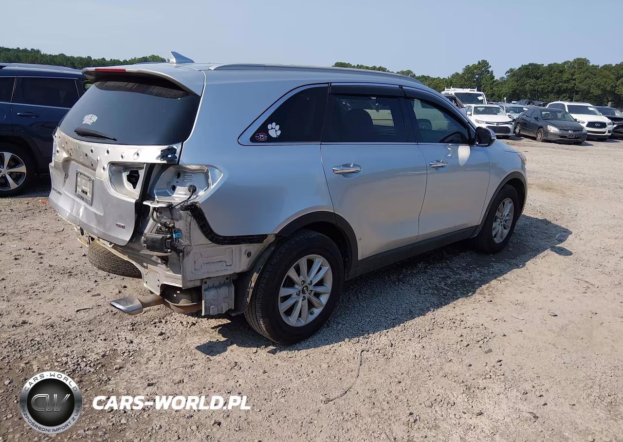 2019 Kia Sorento 2.4L Lx VIN:5XYPG4A30KG433017 - 4