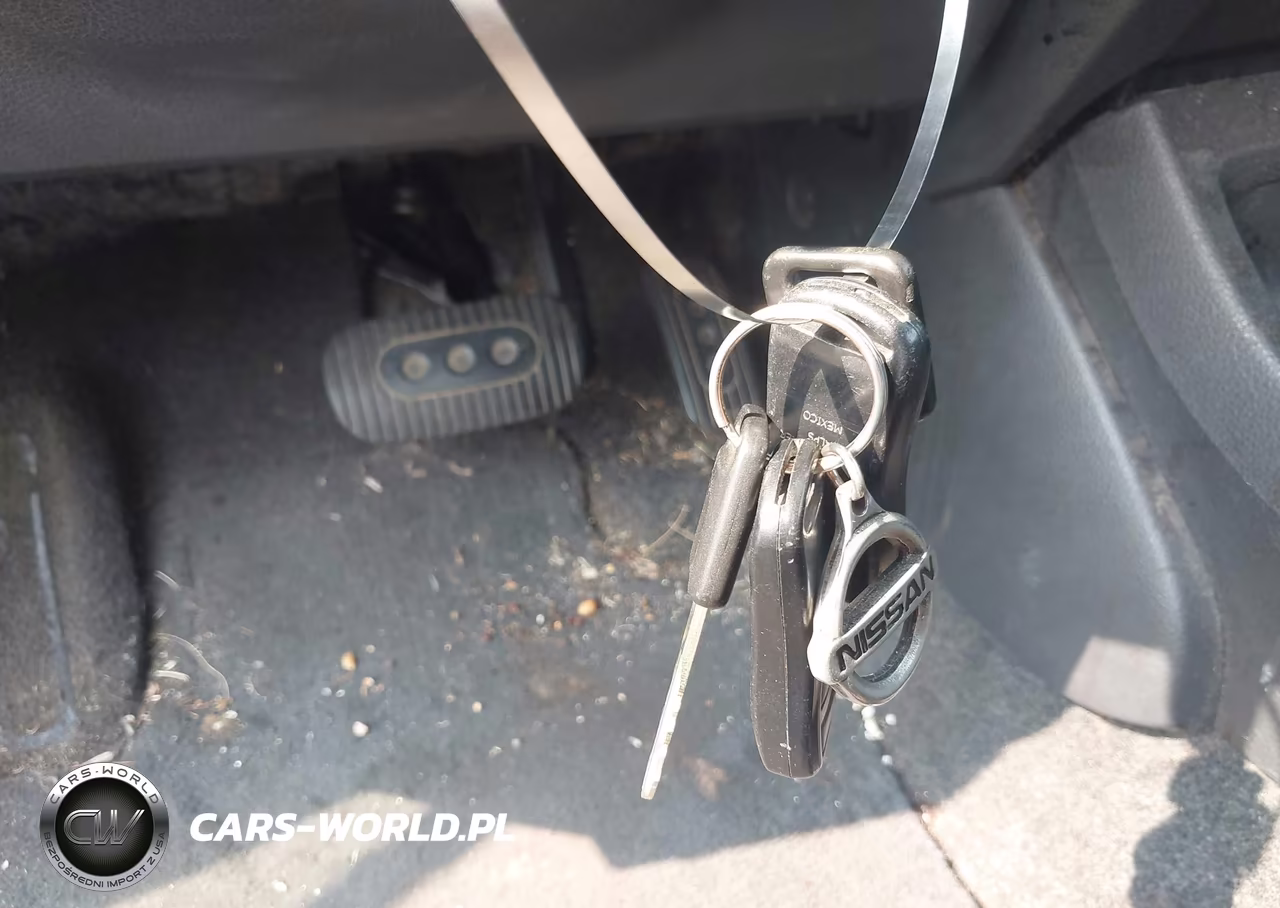 2008 Nissan Versa 1.8 S VIN:3N1BC13E18L411373 - 11