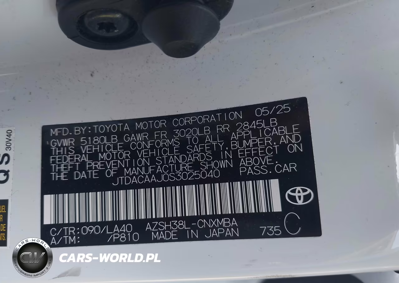 2025 Toyota Crown Signia Xle VIN:JTDACAAJ0S3025040 - 9