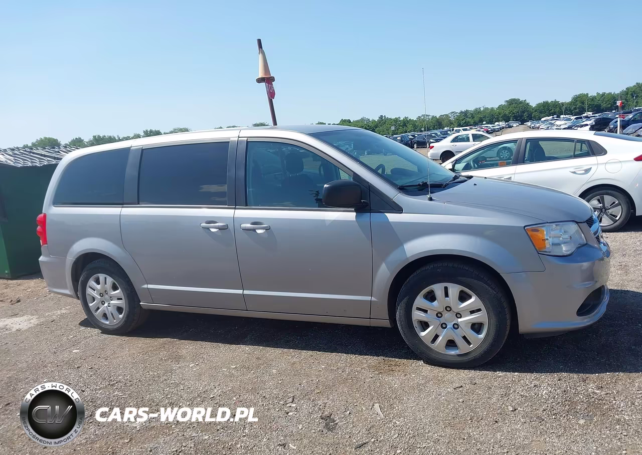 2018 Dodge Grand Caravan Se VIN:2C4RDGBG1JR296586 - 13