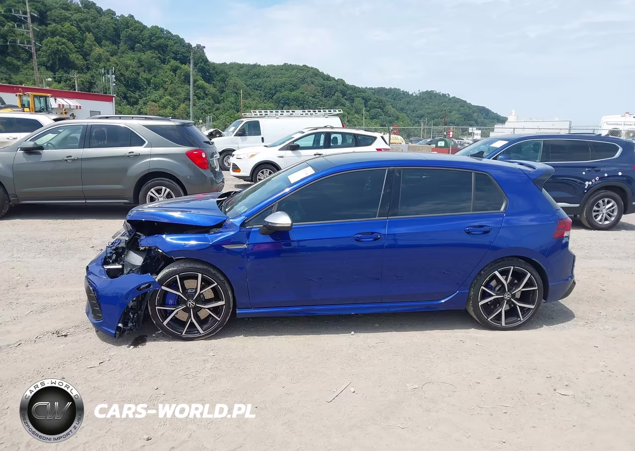 2022 Volkswagen Golf R 2.0T VIN:WVWEB7CD3NW127319 - 14