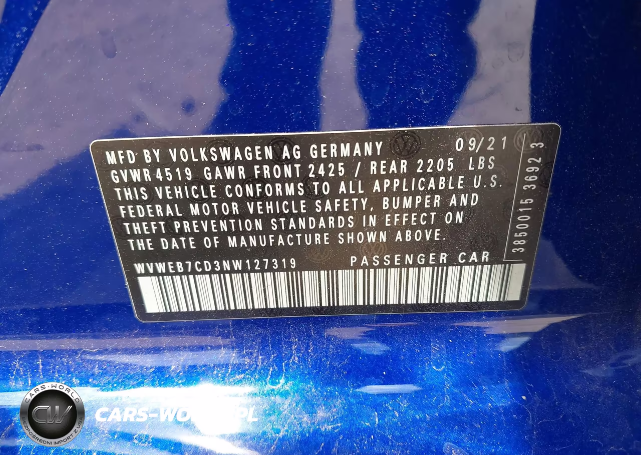 2022 Volkswagen Golf R 2.0T VIN:WVWEB7CD3NW127319 - 9