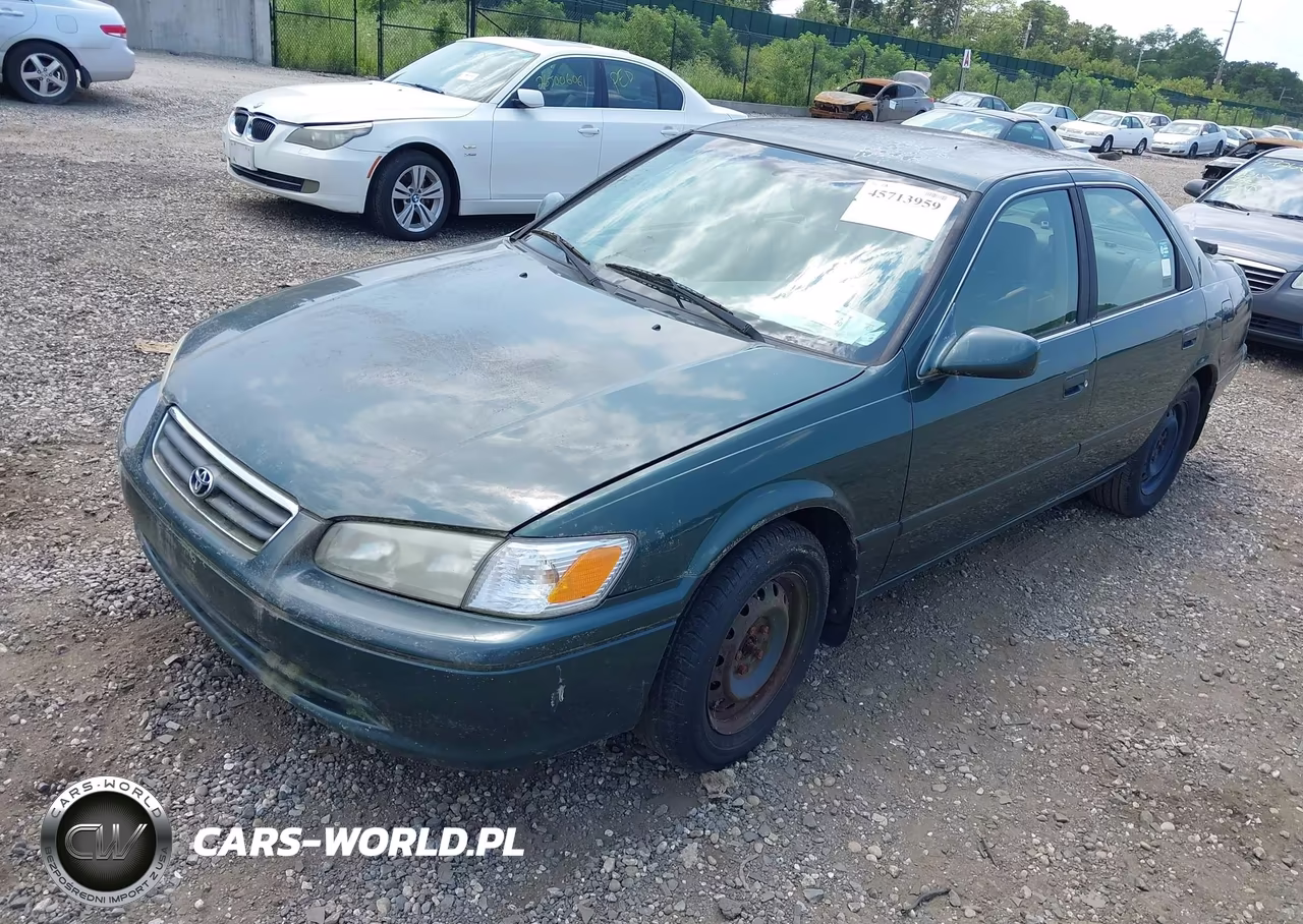2000 Toyota Camry Le VIN:JT2BG22K8Y0383009 - 2