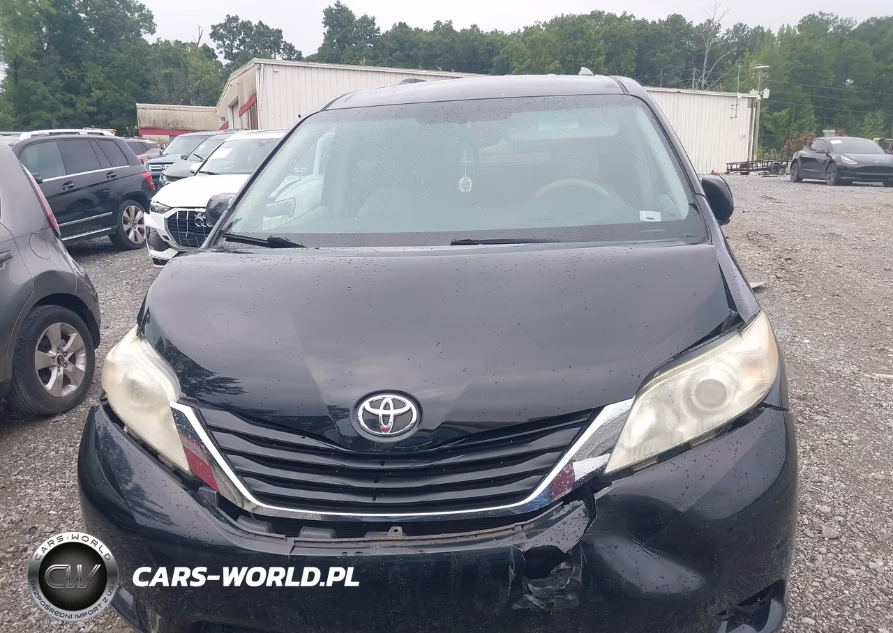 2012 Toyota Sienna Le V6 8 Passenger VIN:5TDKK3DC2CS189647 - 12