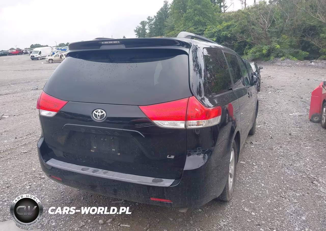 2012 Toyota Sienna Le V6 8 Passenger VIN:5TDKK3DC2CS189647 - 4