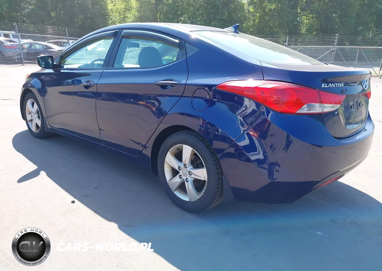 2013 Hyundai Elantra Gls VIN:5NPDH4AE7DH435537 - 3