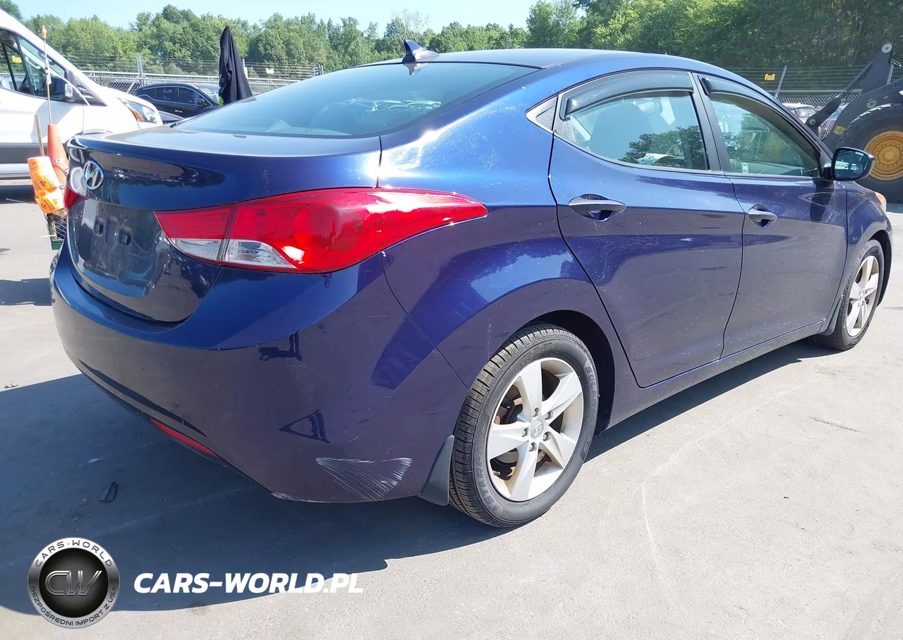 2013 Hyundai Elantra Gls VIN:5NPDH4AE7DH435537 - 4