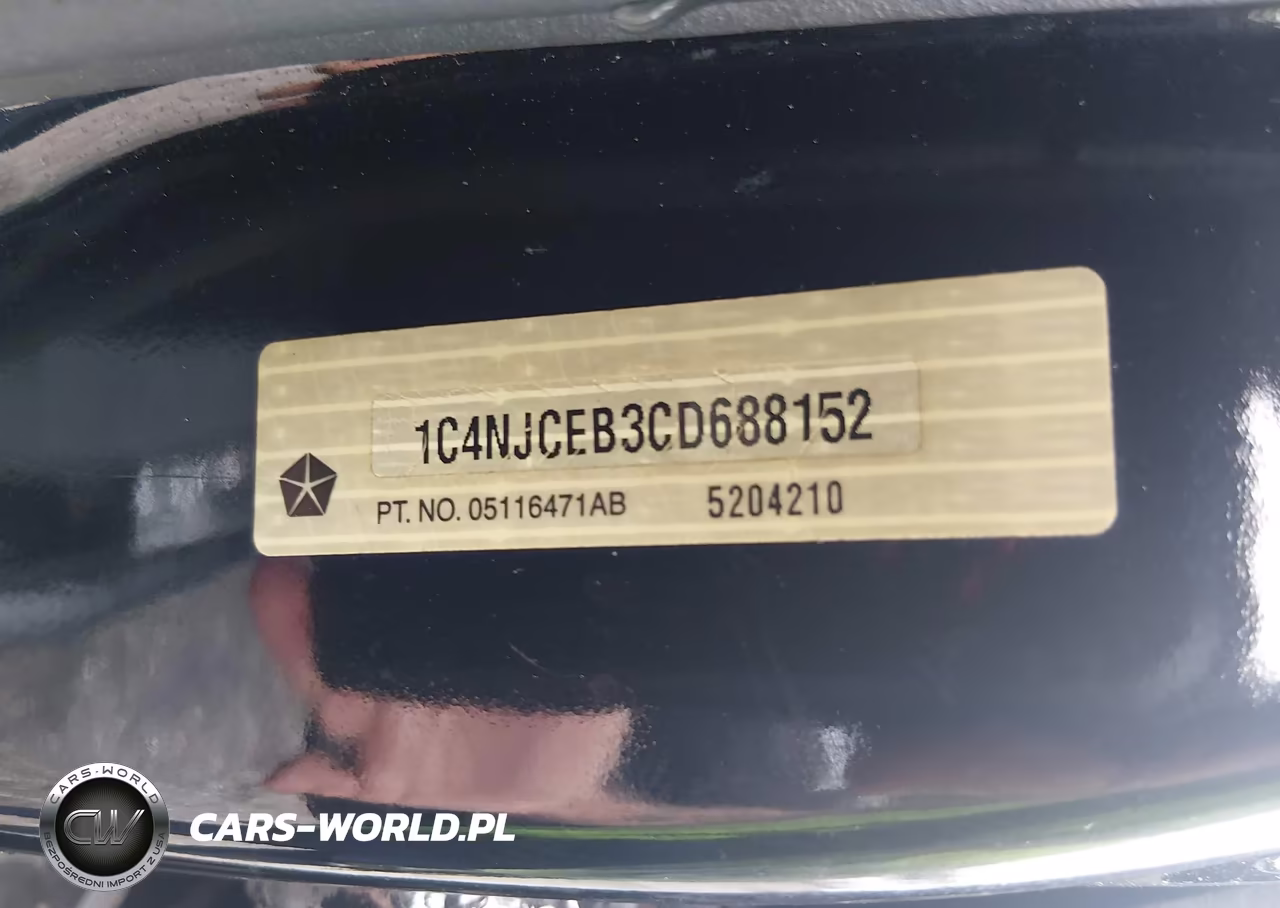 2012 Jeep Compass Latitude VIN:1C4NJCEB3CD688152 - 9