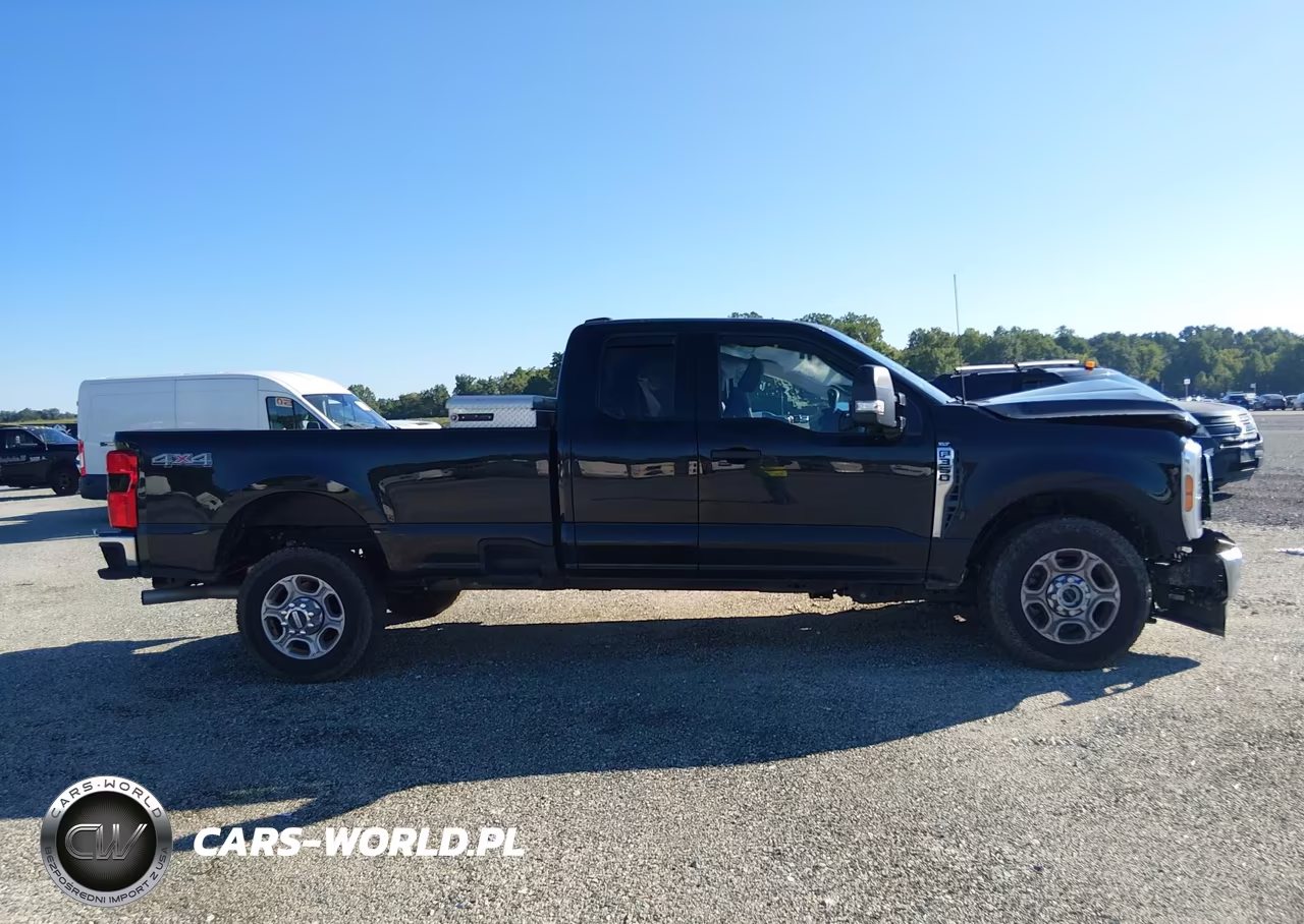 2025 Ford F-350 Xlt VIN:1FT8X3BN1SEC22707 - 13