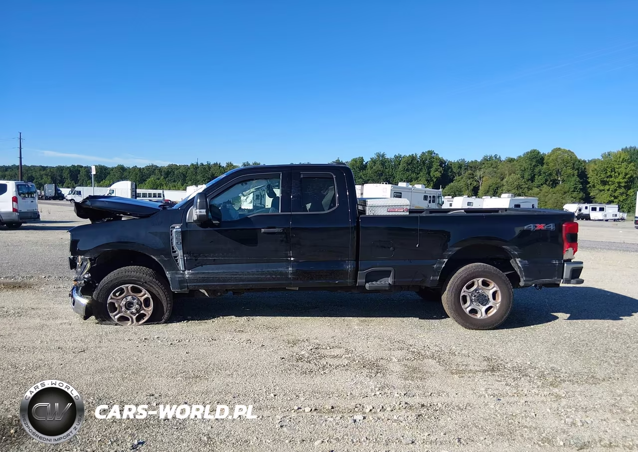 2025 Ford F-350 Xlt VIN:1FT8X3BN1SEC22707 - 14