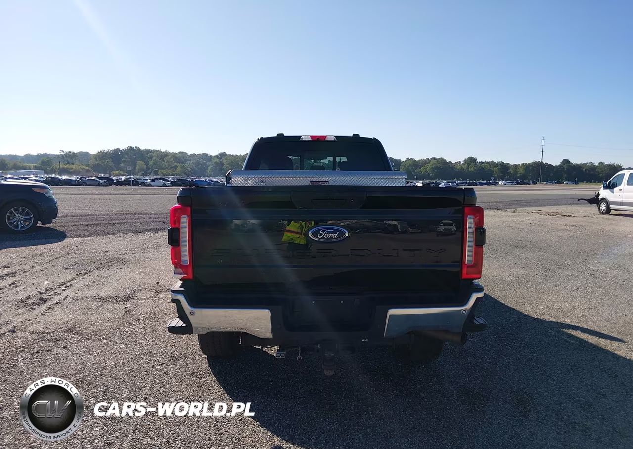2025 Ford F-350 Xlt VIN:1FT8X3BN1SEC22707 - 15
