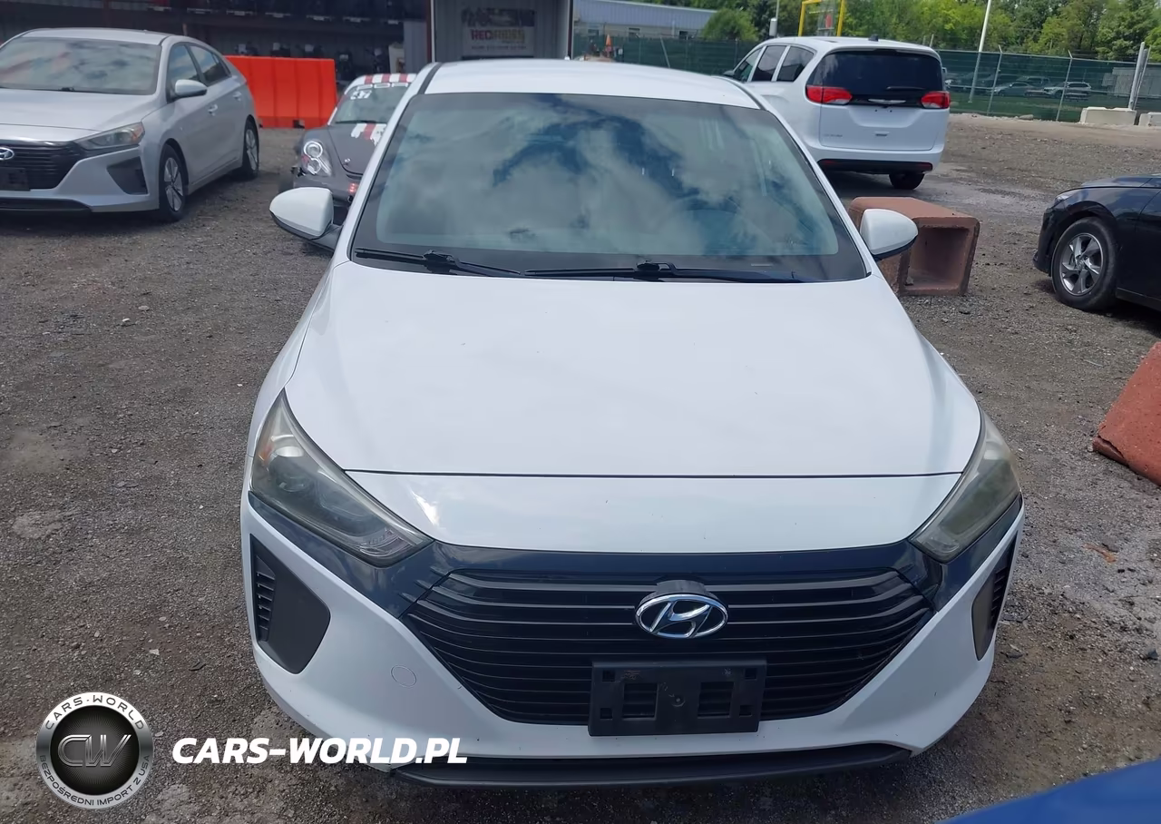 2018 Hyundai Ioniq Hybrid Blue VIN:KMHC65LC1JU076167 - 6