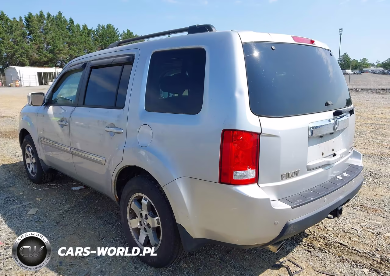 2011 Honda Pilot Touring VIN:5FNYF4H91BB075354 - 3