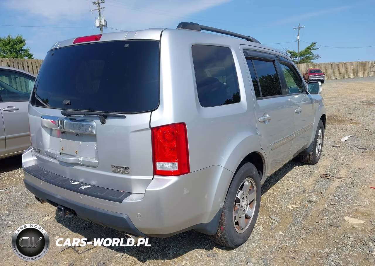 2011 Honda Pilot Touring VIN:5FNYF4H91BB075354 - 4