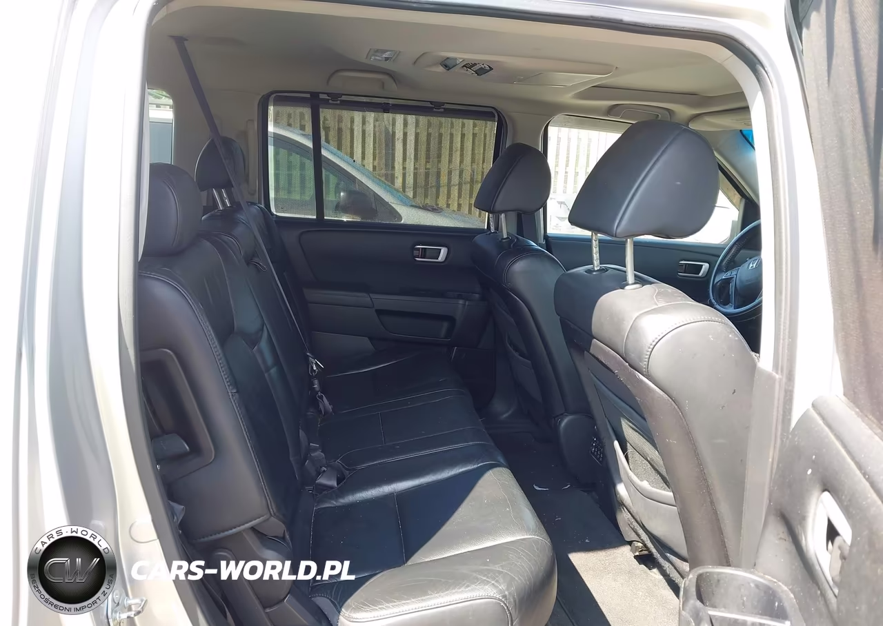 2011 Honda Pilot Touring VIN:5FNYF4H91BB075354 - 8