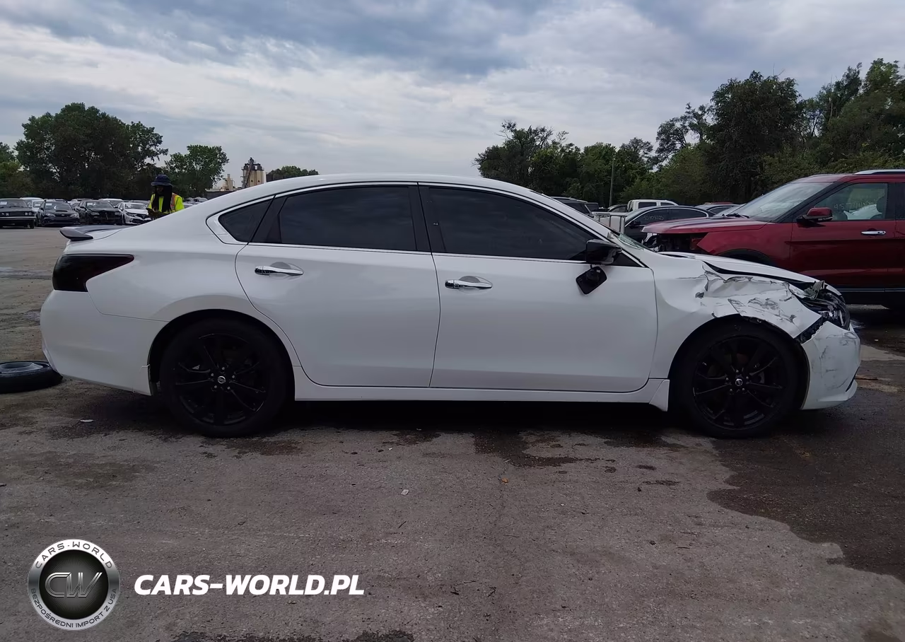 2017 Nissan Altima 2.5 Sr VIN:1N4AL3APXHC216740 - 13