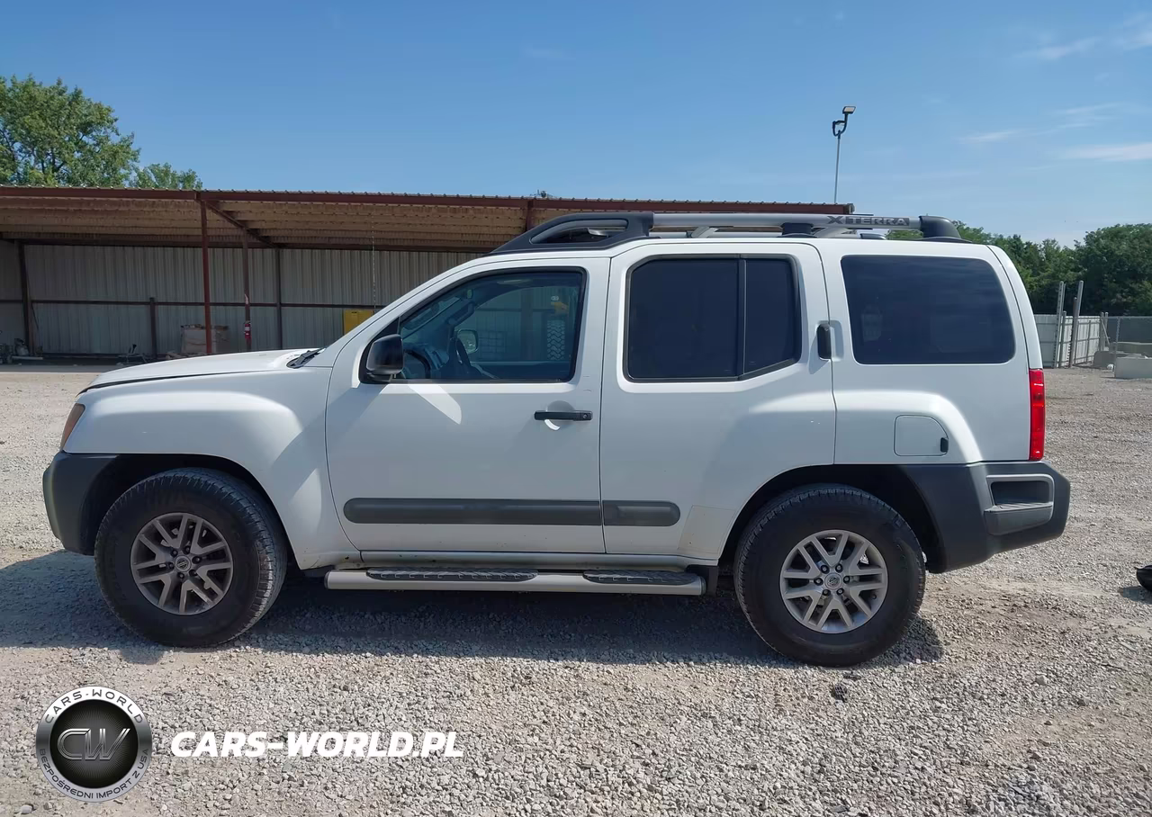 2015 Nissan Xterra S VIN:5N1AN0NU2FN652255 - 14