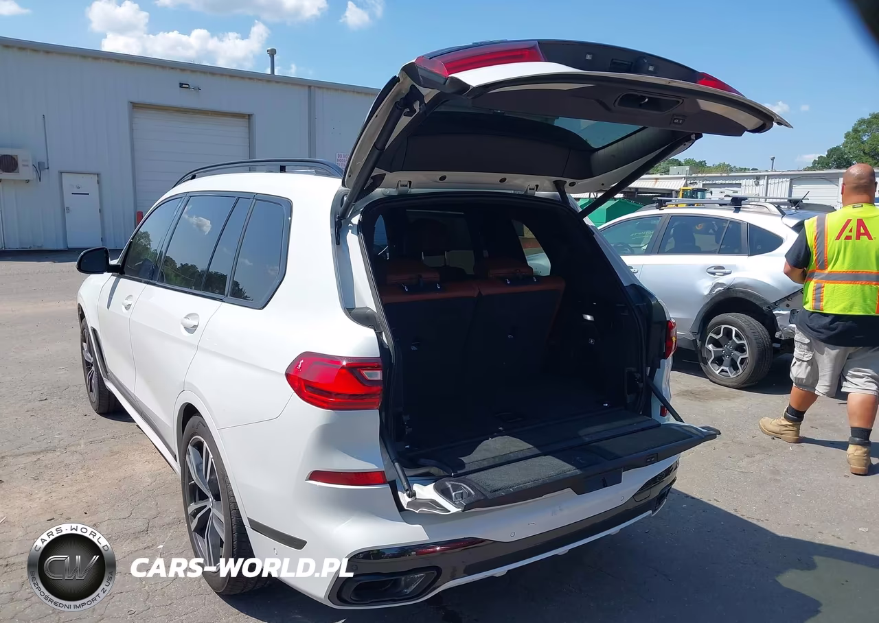 2021 BMW X7 xDrive40I VIN:5UXCW2C00M9F62244 - 3