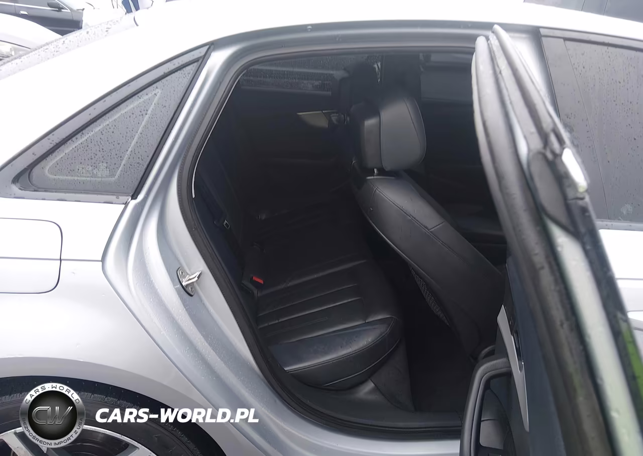 2018 Audi A4 2.0T Premium-2.0T Tech Premium VIN:WAUENAF42JA109902 - 8