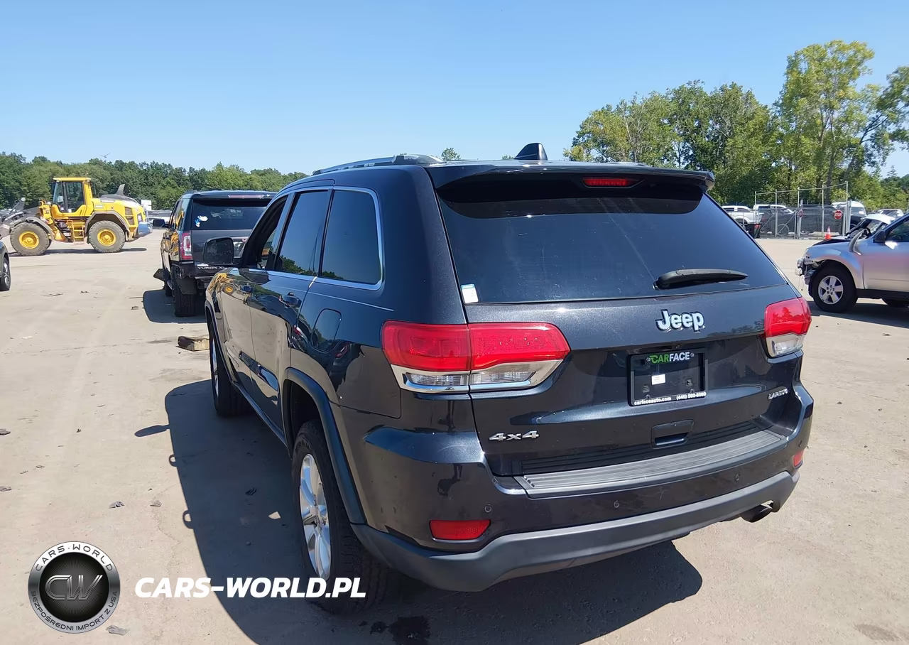 2016 Jeep Grand Cherokee Laredo VIN:1C4RJFAG2GC462488 - 3
