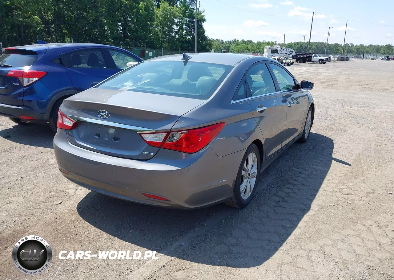 2011 Hyundai Sonata Limited VIN:5NPEC4AC2BH297209 - 4
