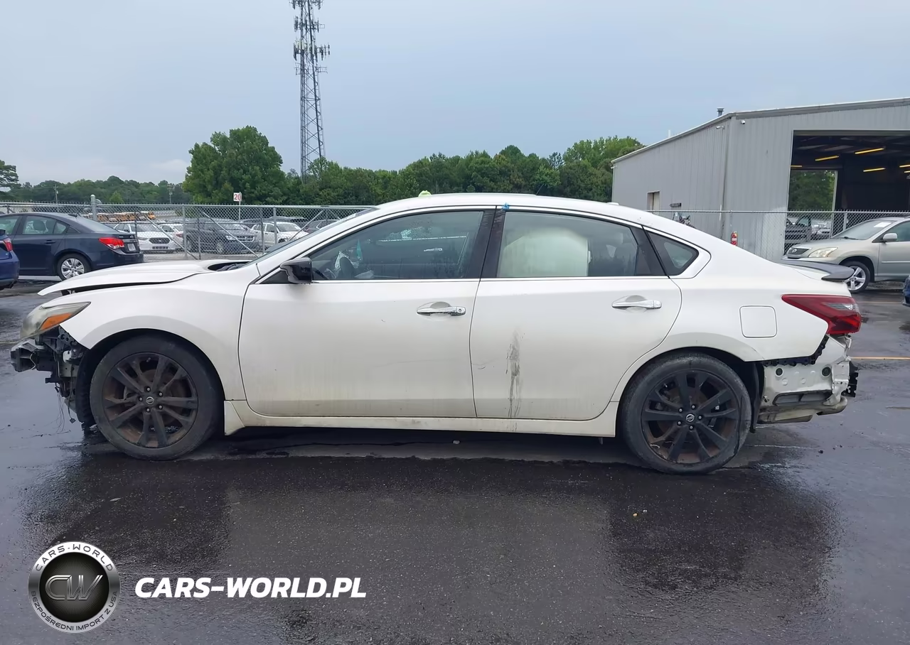 2018 Nissan Altima 2.5 Sr VIN:1N4AL3AP2JC296637 - 14