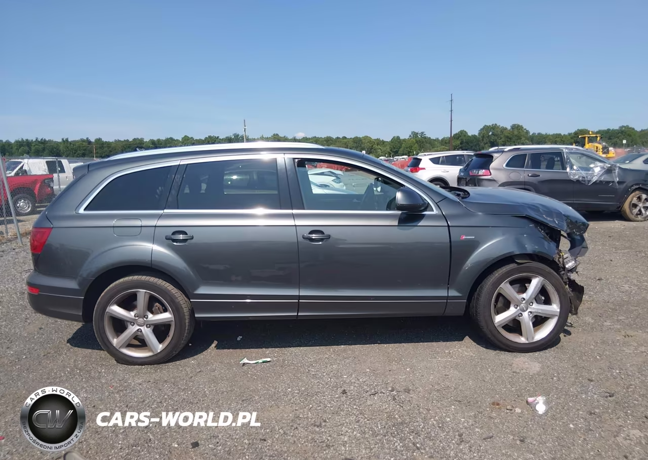 2015 Audi Q7 3.0T S Line Prestige VIN:WA1DGAFE0FD020556 - 14