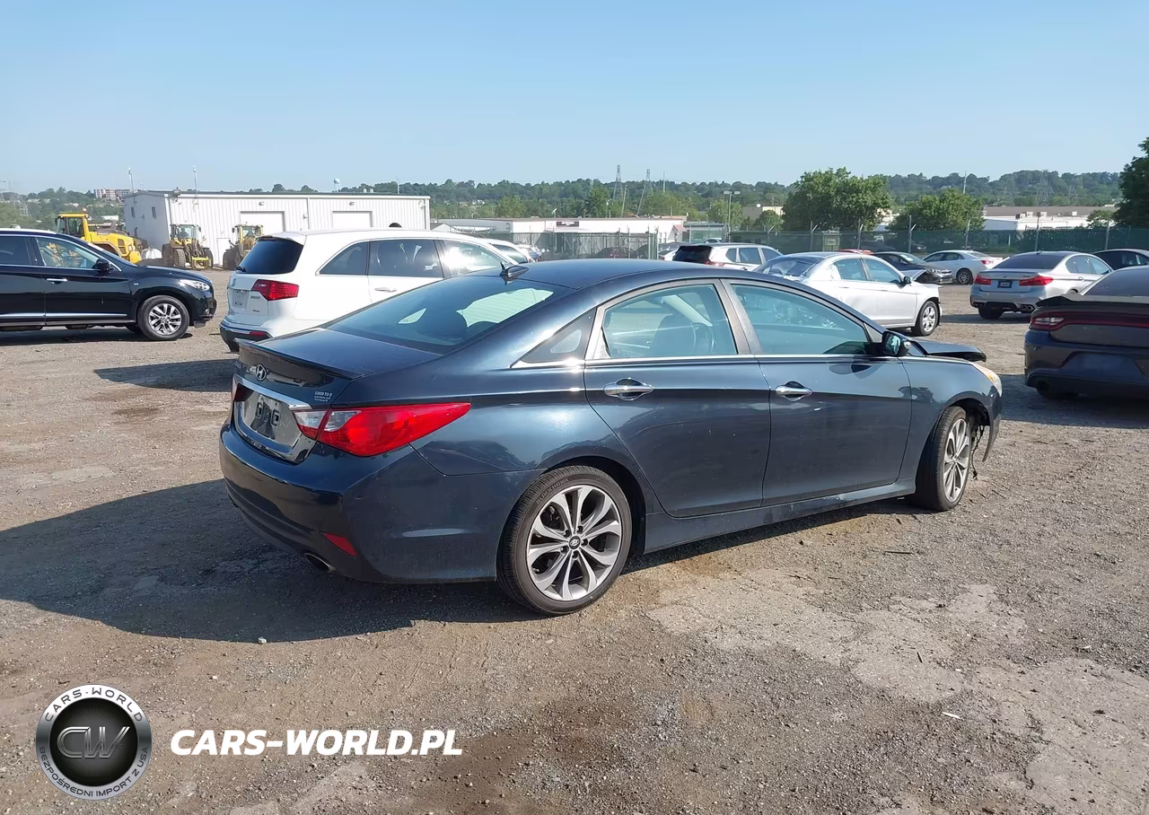 2014 Hyundai Sonata Se VIN:5NPEC4AC4EH826342 - 4