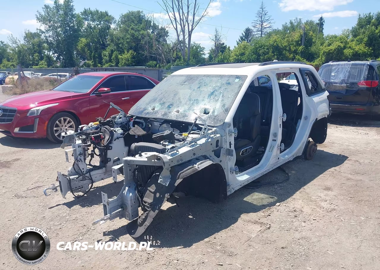 2022 Jeep Grand Cherokee Overland 4X4 VIN:1C4RJHDG2N8629424 - 2