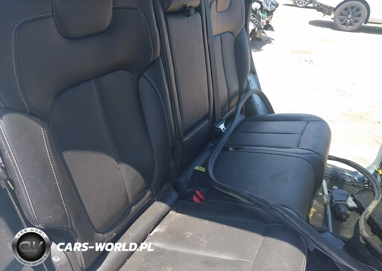 2022 Jeep Grand Cherokee Overland 4X4 VIN:1C4RJHDG2N8629424 - 8